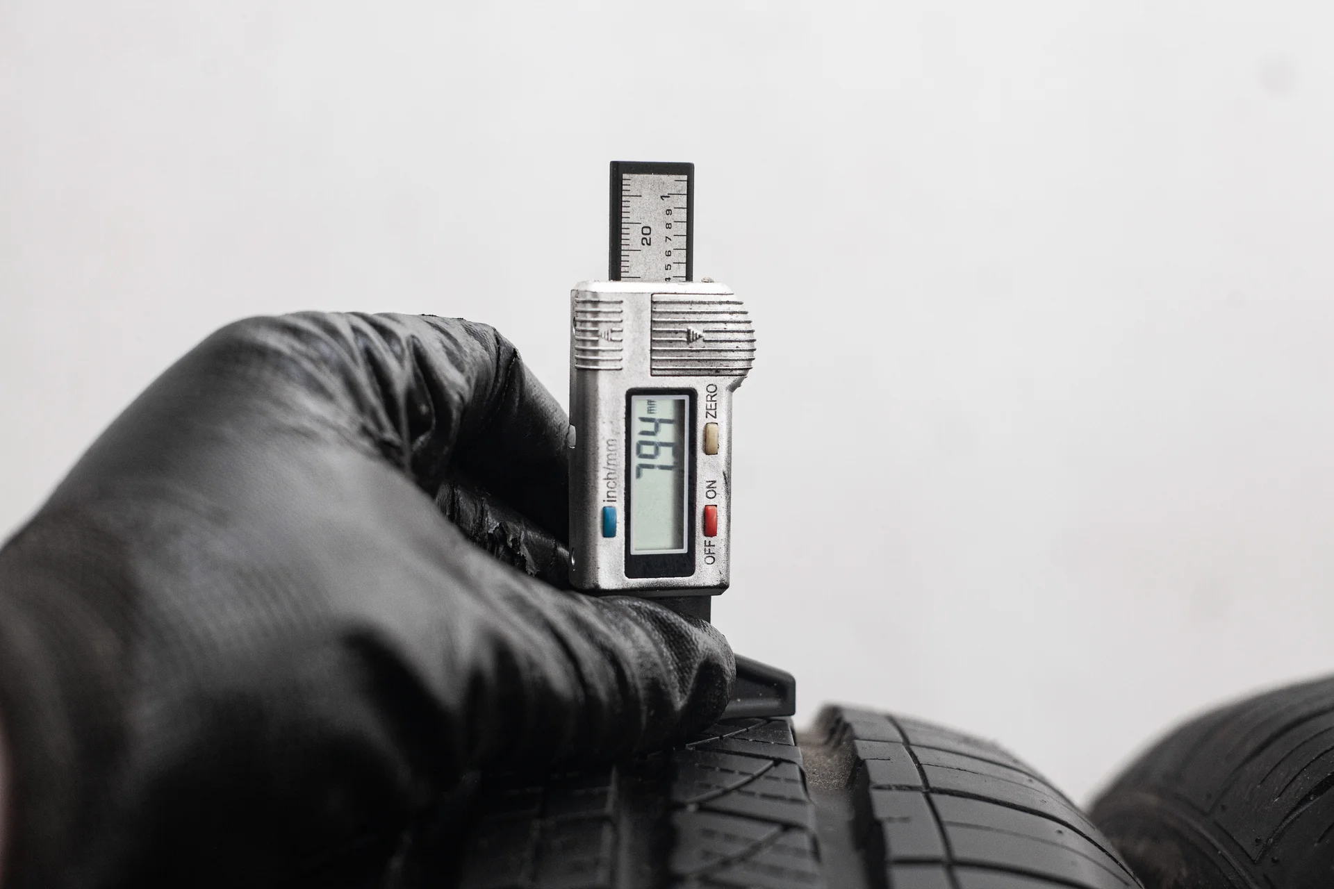 LingLong GreenMax 4x4 HP 215/55 R18 95V XL - миниатюра 2