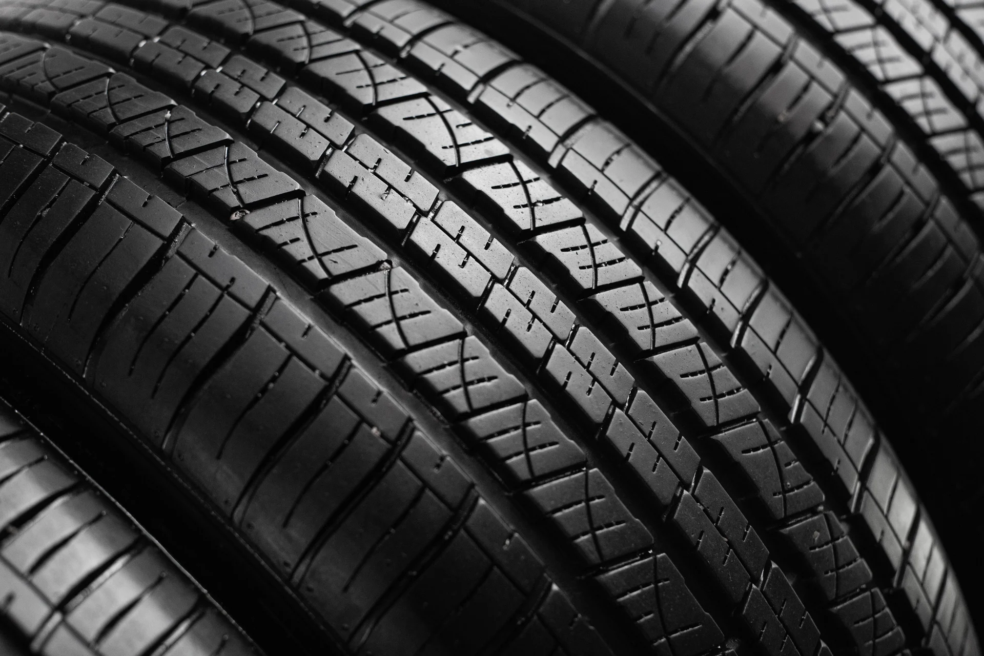 LingLong GreenMax 4x4 HP 215/55 R18 95V XL - миниатюра 3