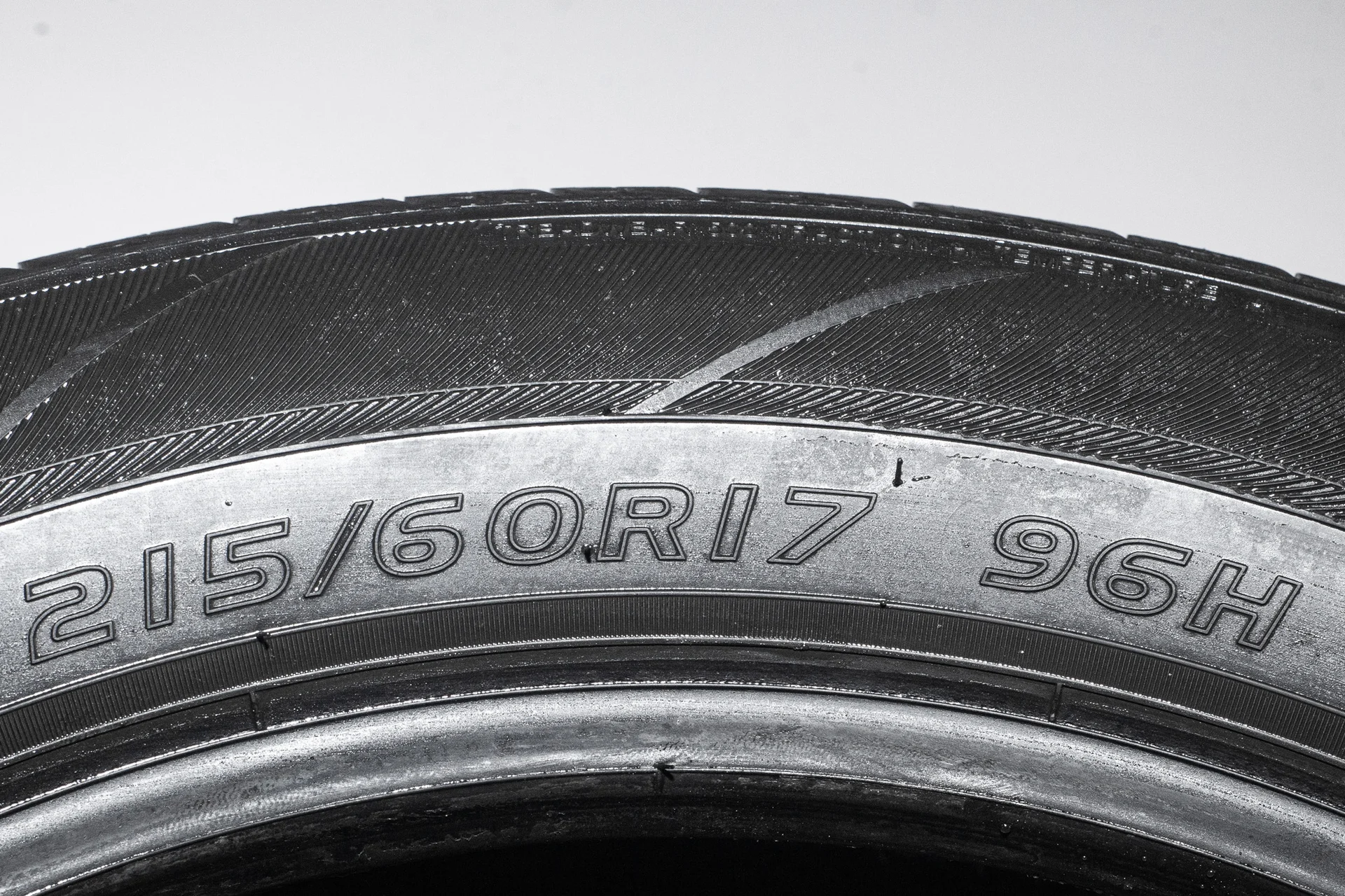 Chao Yang SU318a H/T 215/60 R17 96H - миниатюра 8