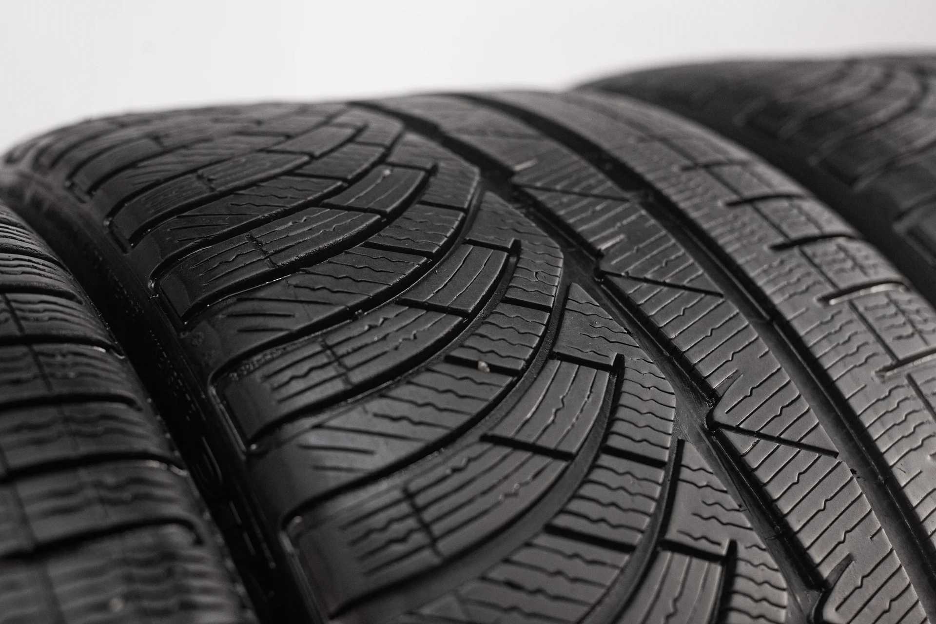Michelin Pilot Alpin PA4 255/35 R21 98W - миниатюра 3