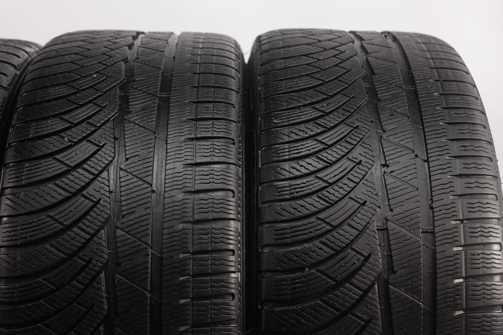 Michelin Pilot Alpin PA4 255/35 R21 98W - миниатюра 4