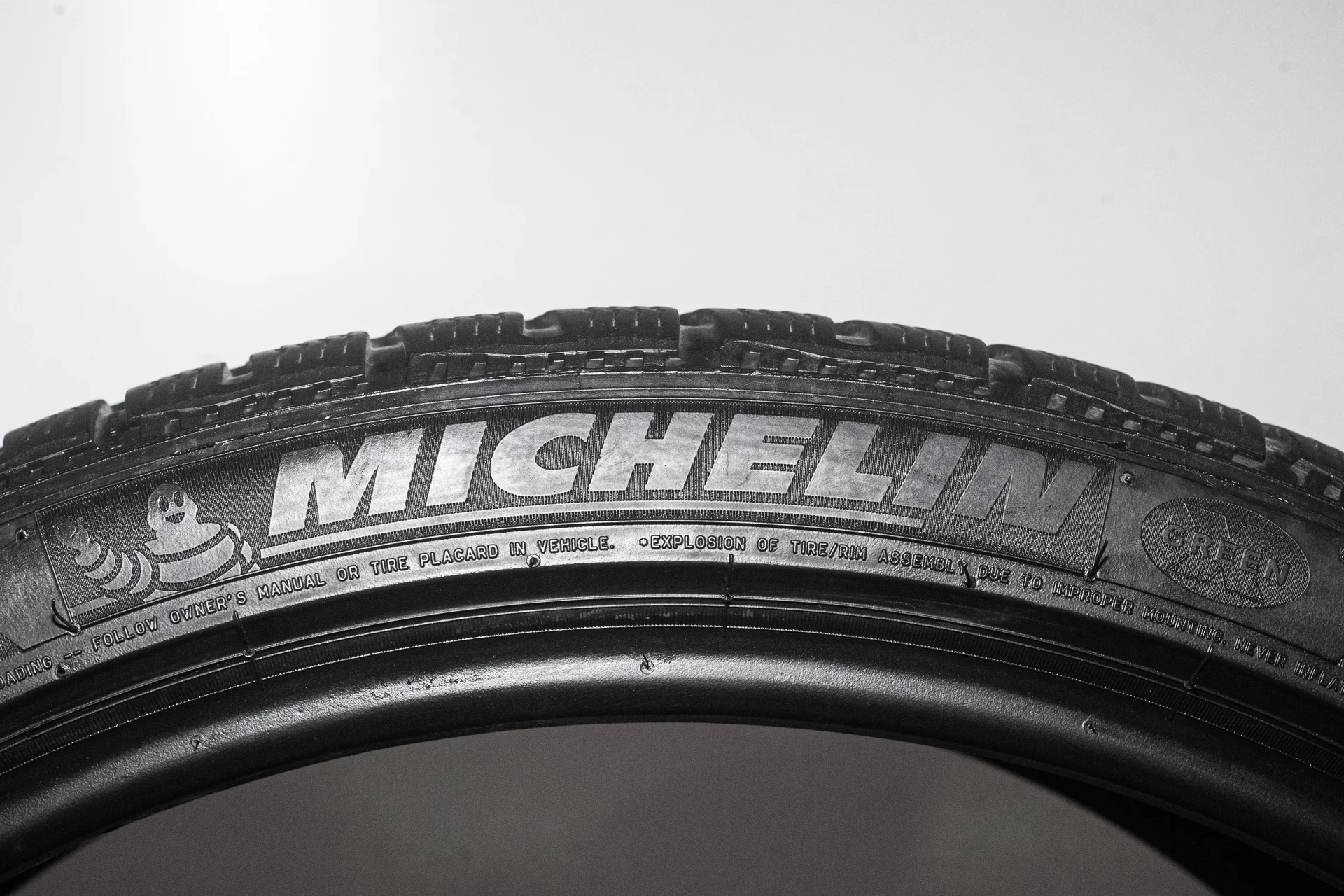 Michelin Pilot Alpin PA4 255/35 R21 98W - миниатюра 6
