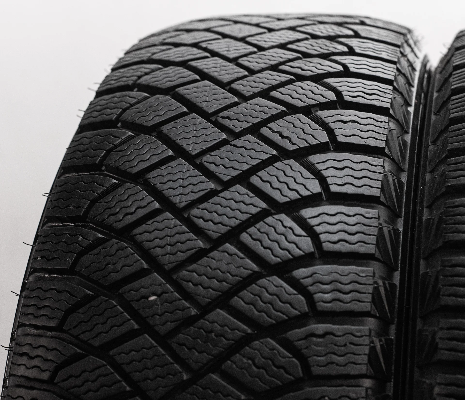 Maxxis Premitra Ice 5 SUV / SP5 225/55 R19 103T - миниатюра 2