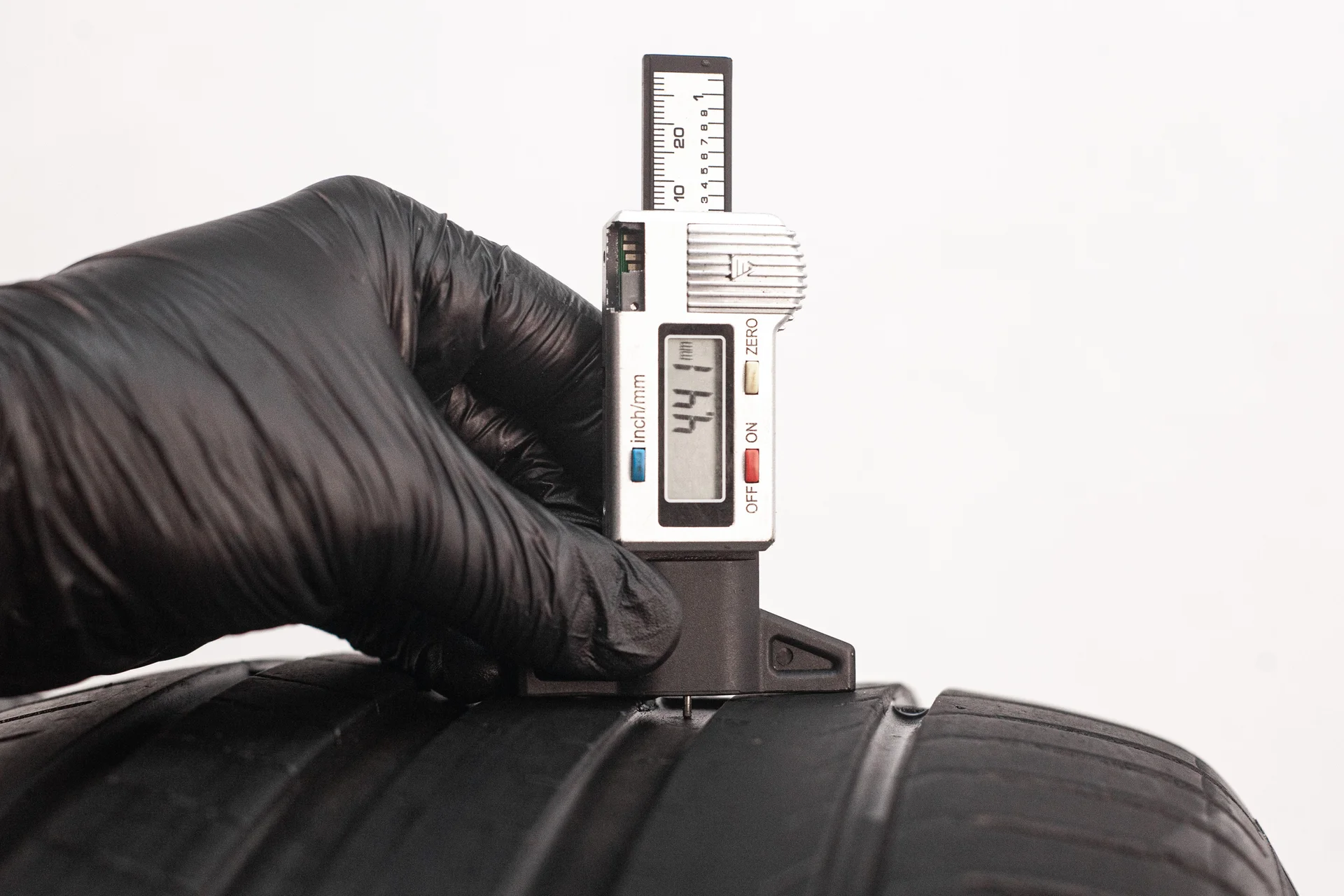 Pirelli Scorpion 255/45 R19 100V - миниатюра 2