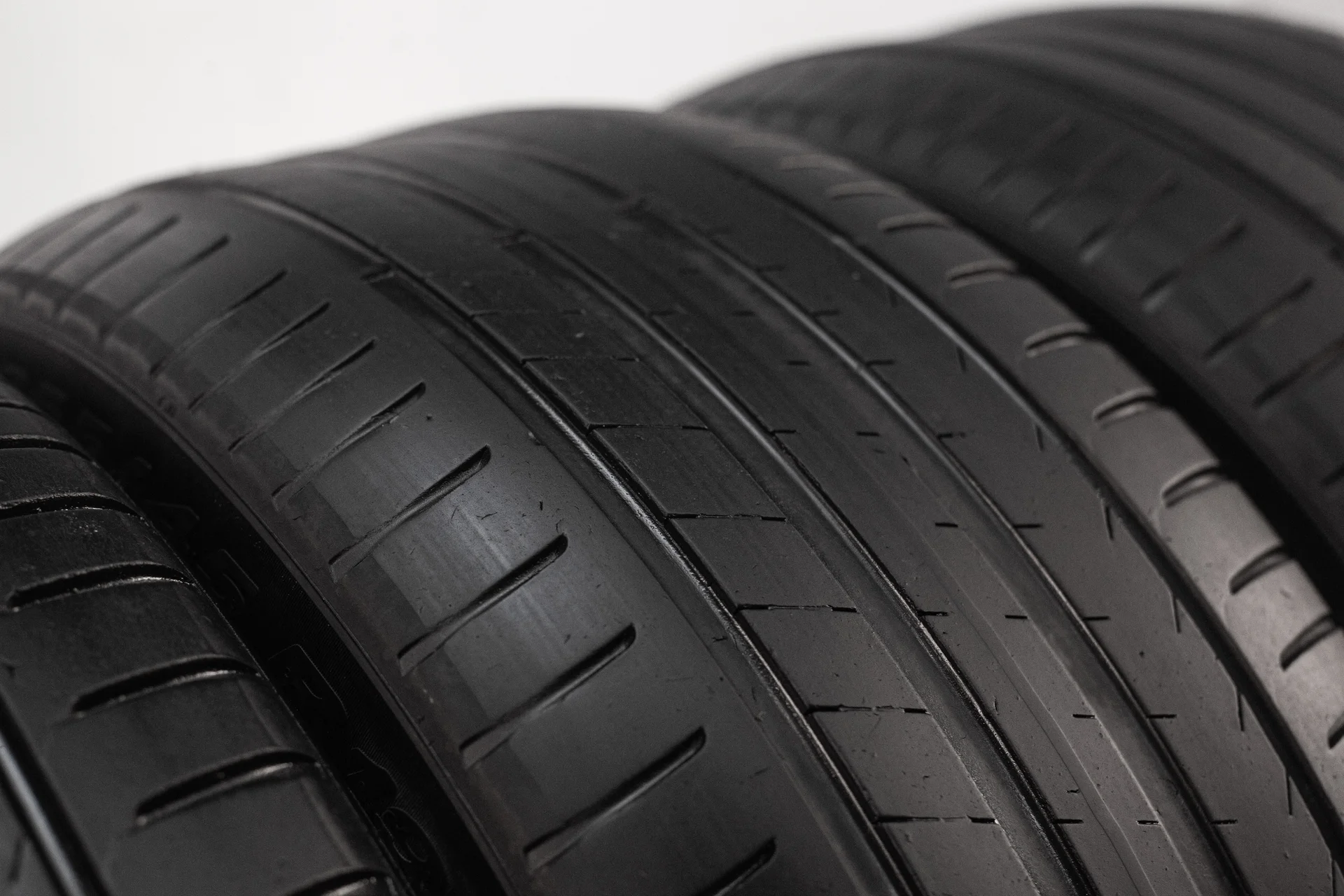 Pirelli Scorpion 255/45 R19 100V - миниатюра 3