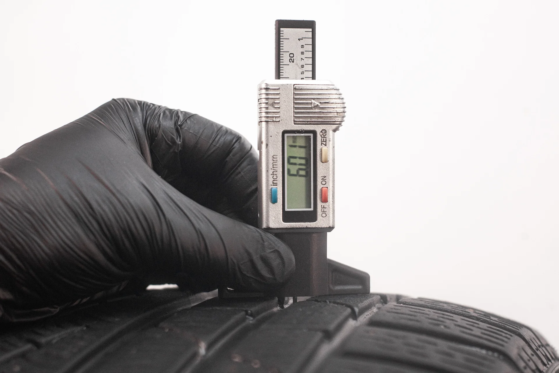 Pirelli Winter Sottozero II 245/55 R17 102V - миниатюра 2
