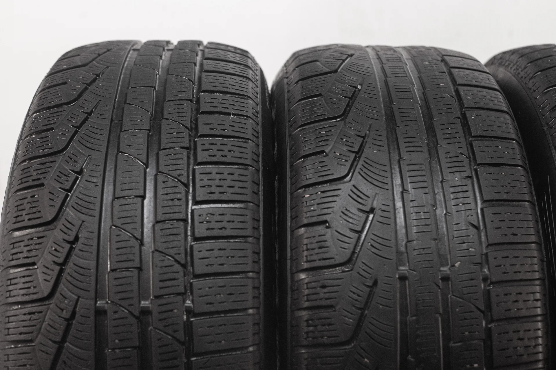 Pirelli Winter Sottozero II 245/55 R17 102V - миниатюра 5