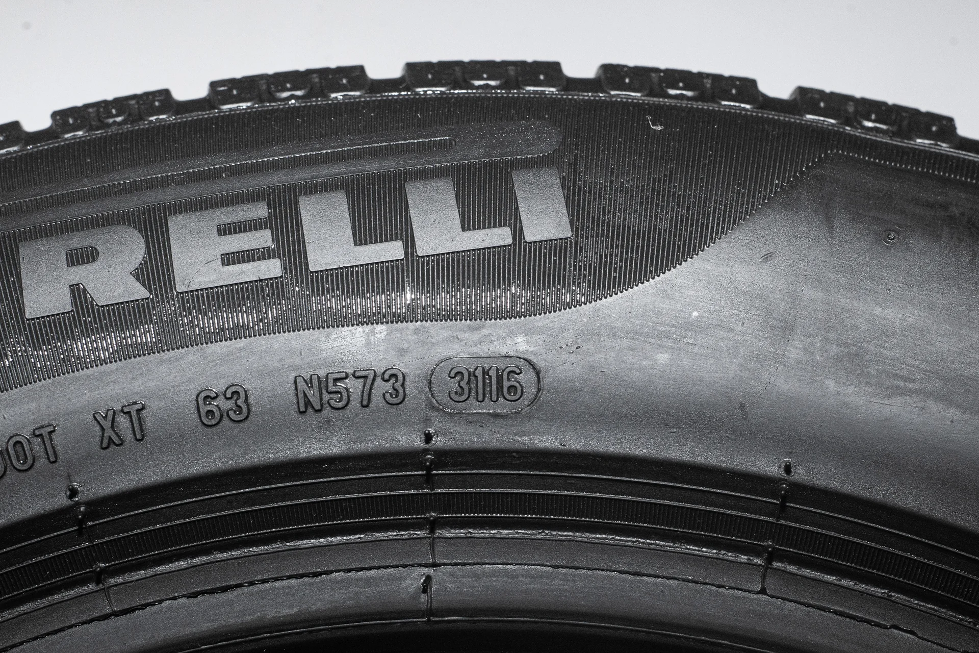 Pirelli Winter Sottozero II 245/55 R17 102V - миниатюра 9