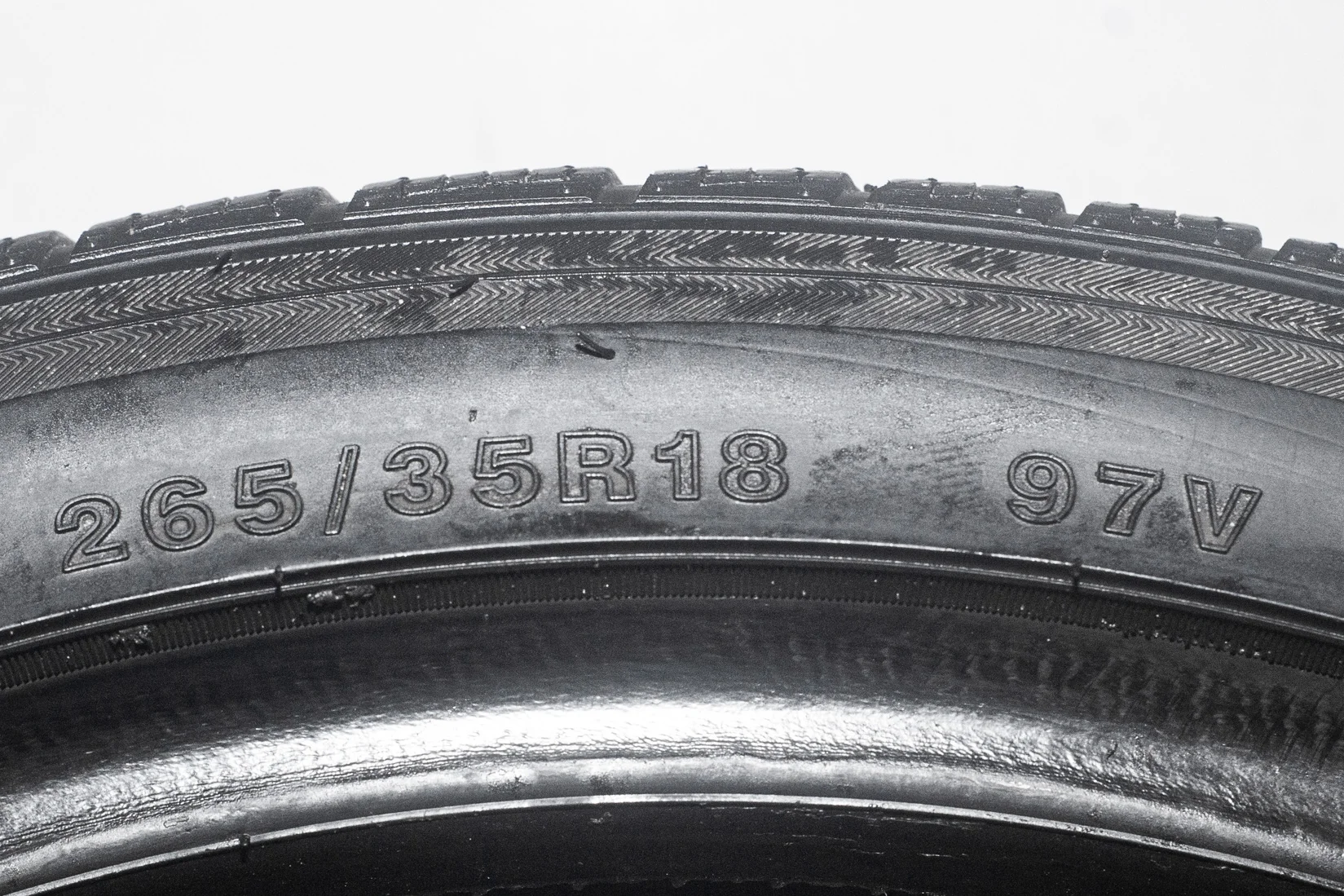 Gripmax SureGrip Pro Winter 245/40 R18 97V + 265/35 R18 97V - миниатюра 10