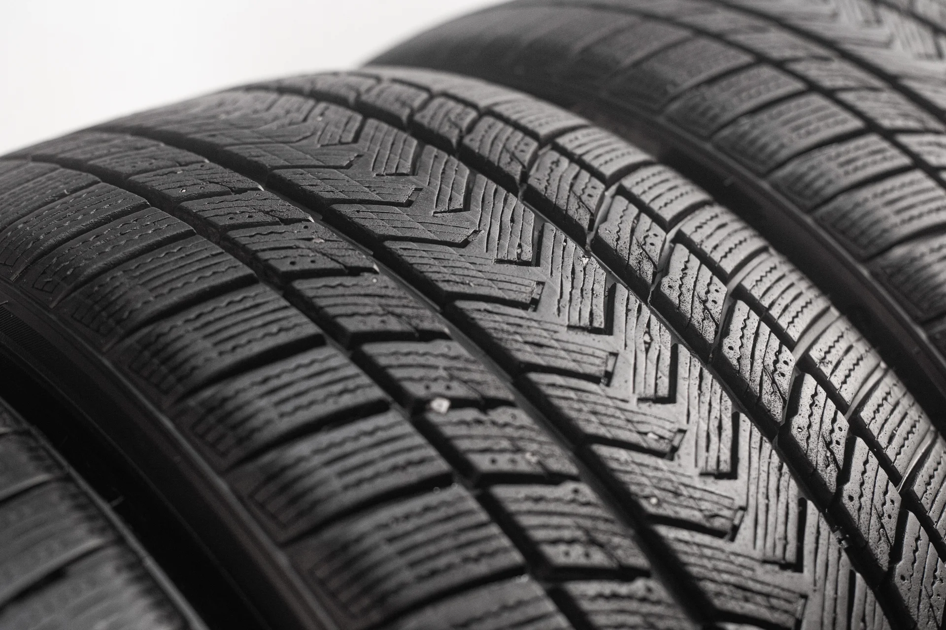 Gripmax SureGrip Pro Winter 245/40 R18 97V + 265/35 R18 97V - миниатюра 4