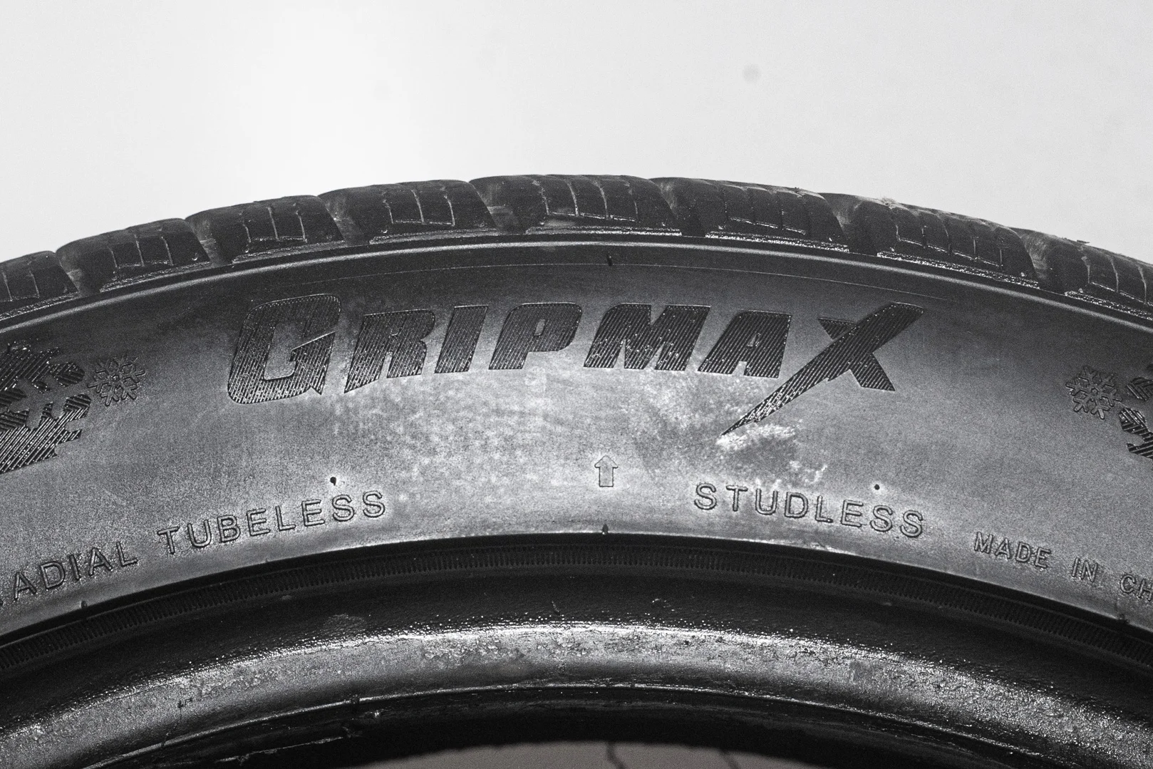 Gripmax SureGrip Pro Winter 245/40 R18 97V + 265/35 R18 97V - миниатюра 7