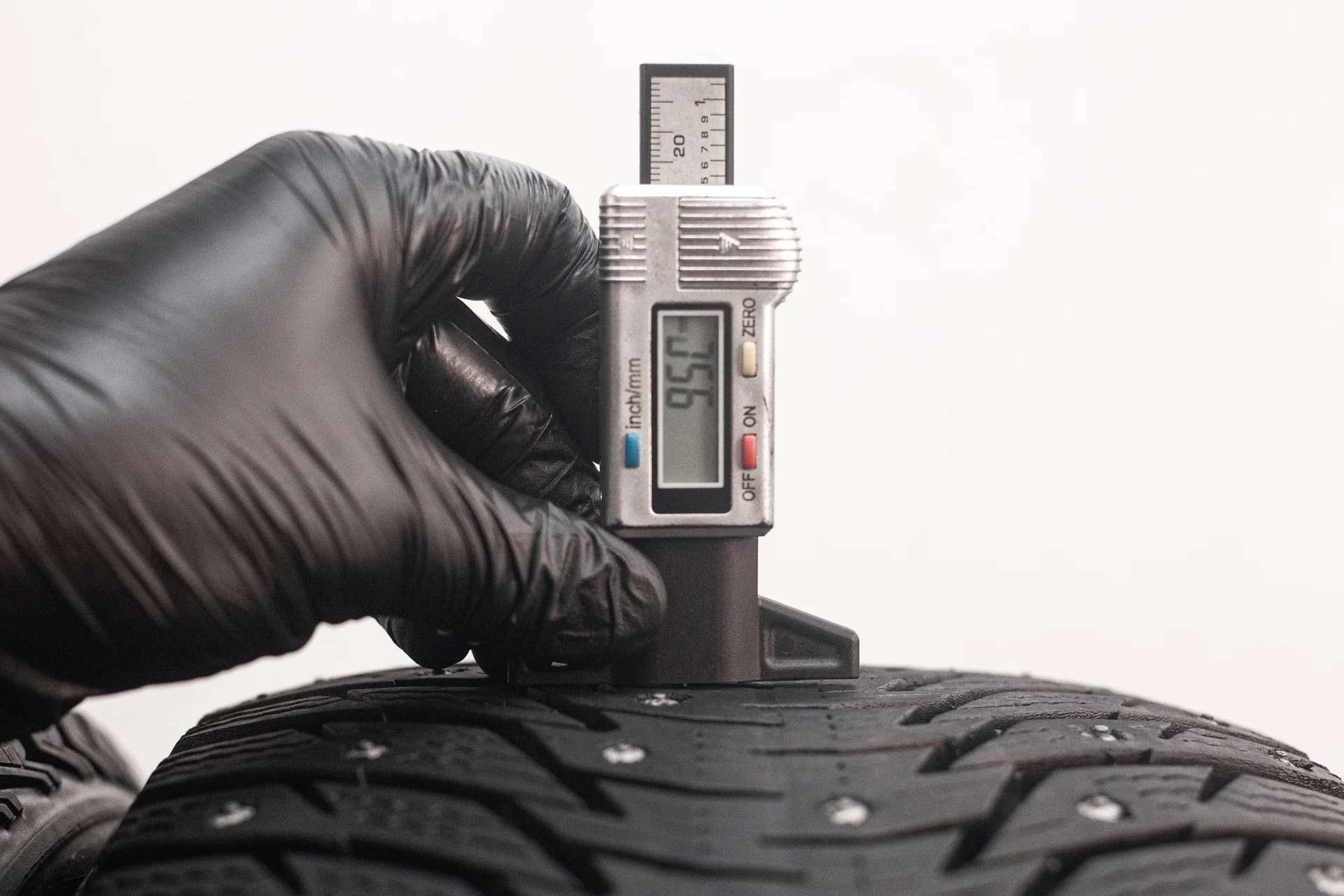 WestLake IceMaster Spike Z-506 235/45 R18 98T - миниатюра 2