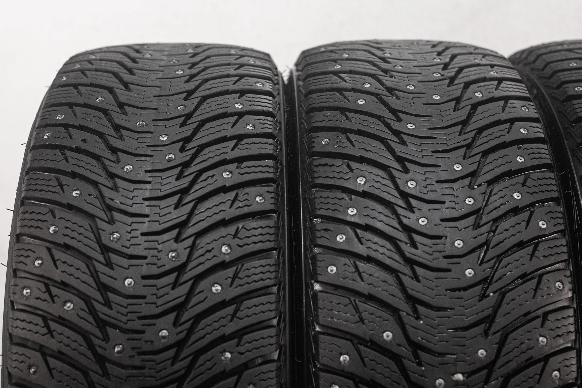 WestLake IceMaster Spike Z-506 235/45 R18 98T - миниатюра 5
