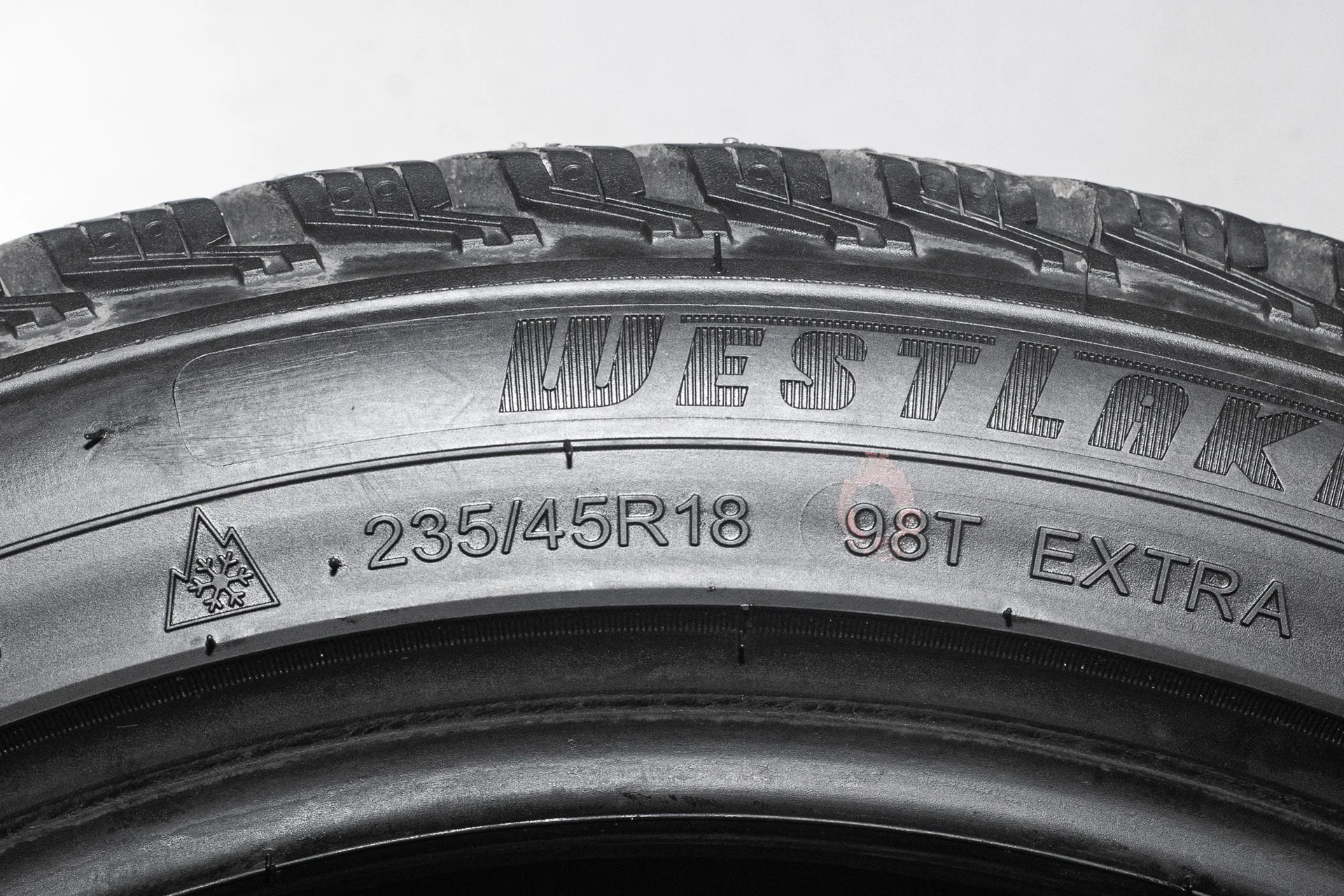 WestLake IceMaster Spike Z-506 235/45 R18 98T - миниатюра 8