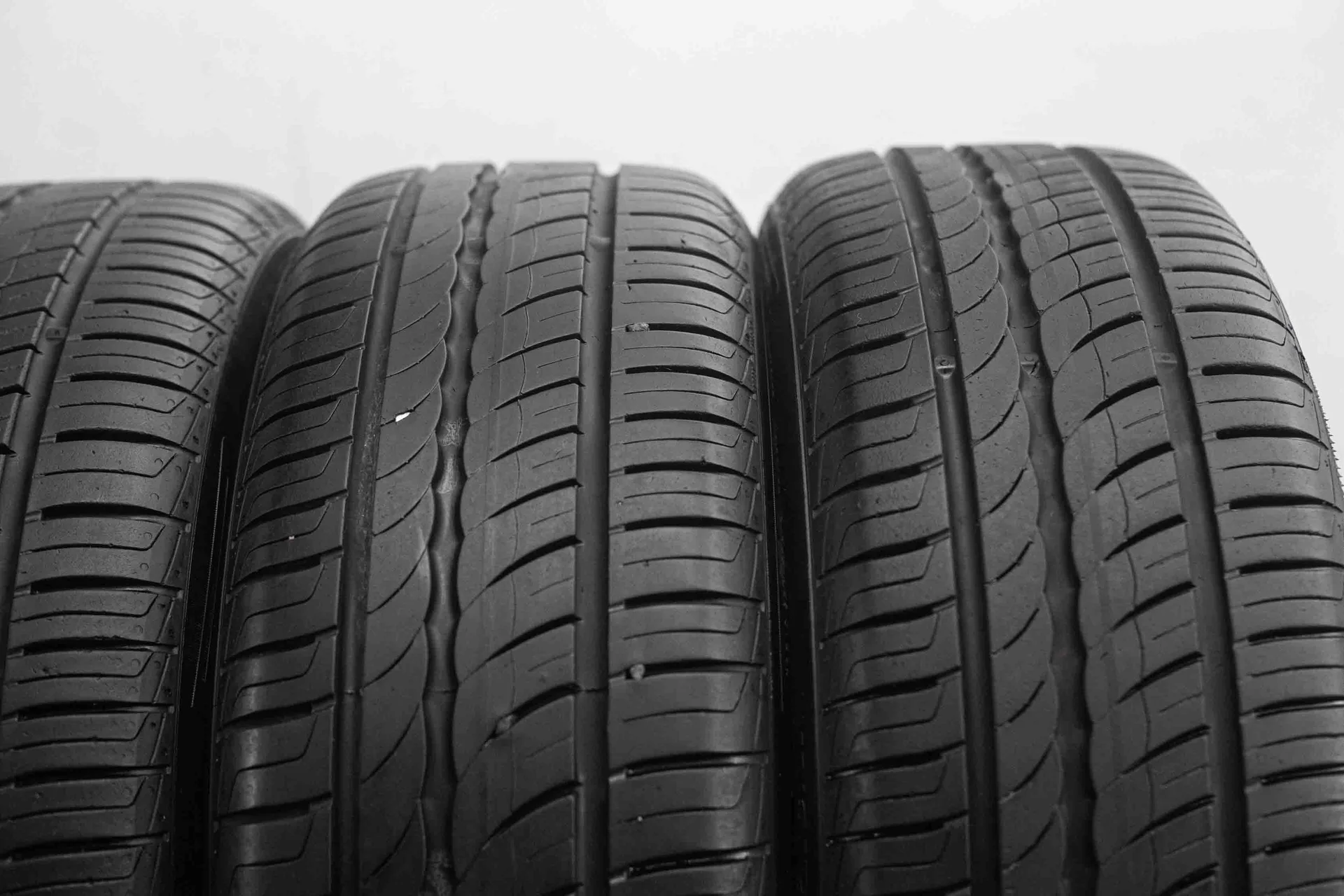 Pirelli Cinturato P1 Verde 195/55 R16 87H - миниатюра 4