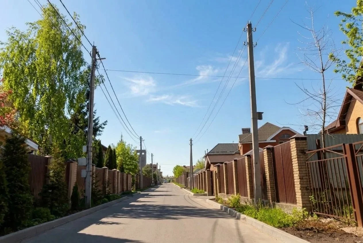 Дом 320 м² на участке 10 сот. - миниатюра 3