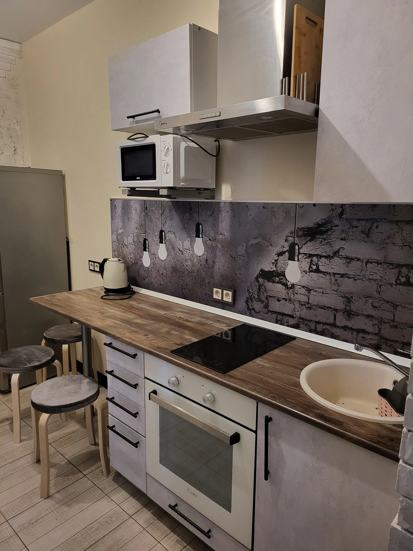 RentDayNTagil  Карла Маркса 44 - миниатюра 2
