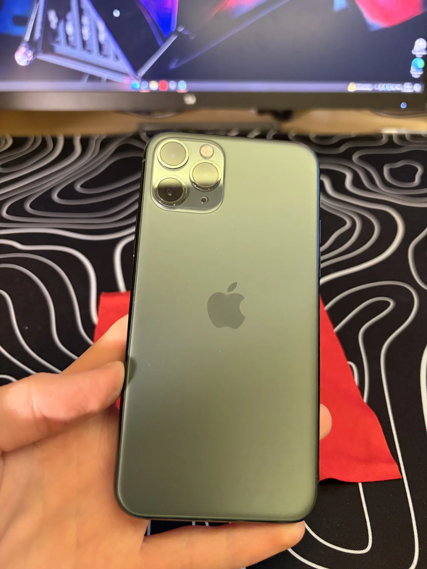 IPhone 11 pro - миниатюра 2