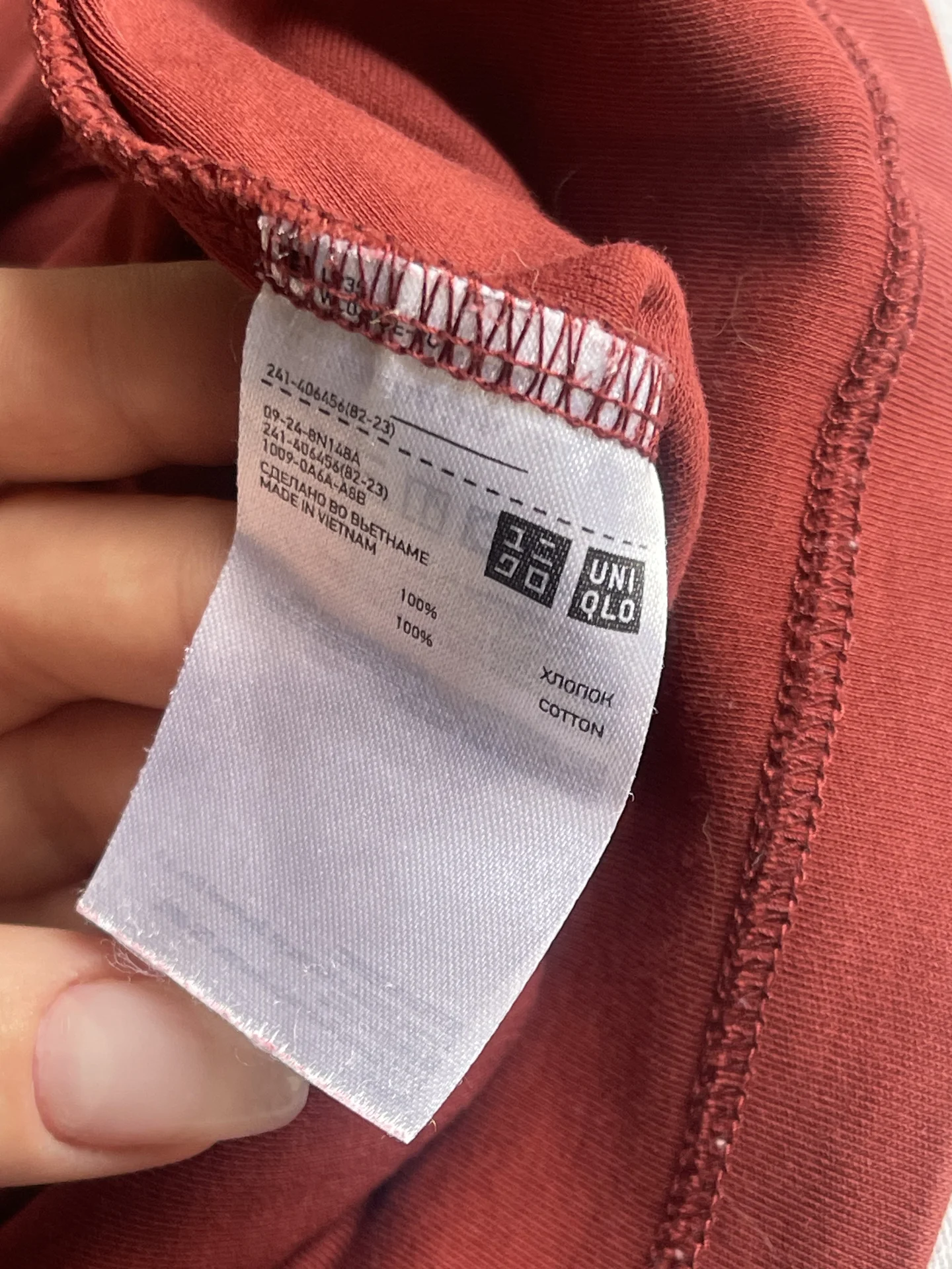 Футболка Uniqlo винная s m l - миниатюра 3