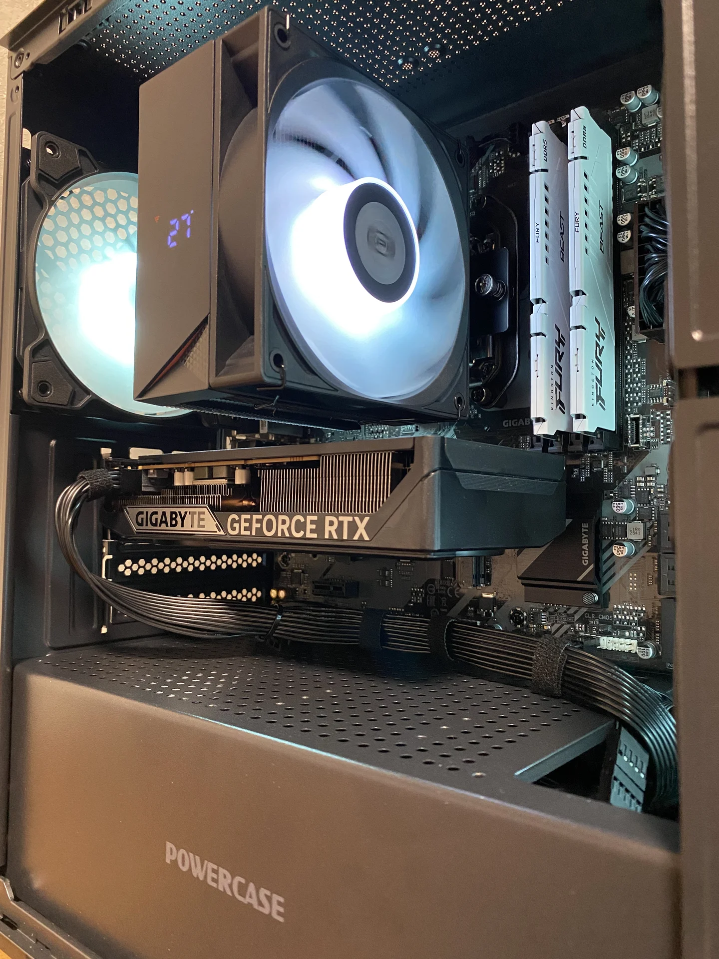 Игровой пк Ryzen 8400F, RTX 5060, 32GB, 1TB SSD - миниатюра 3