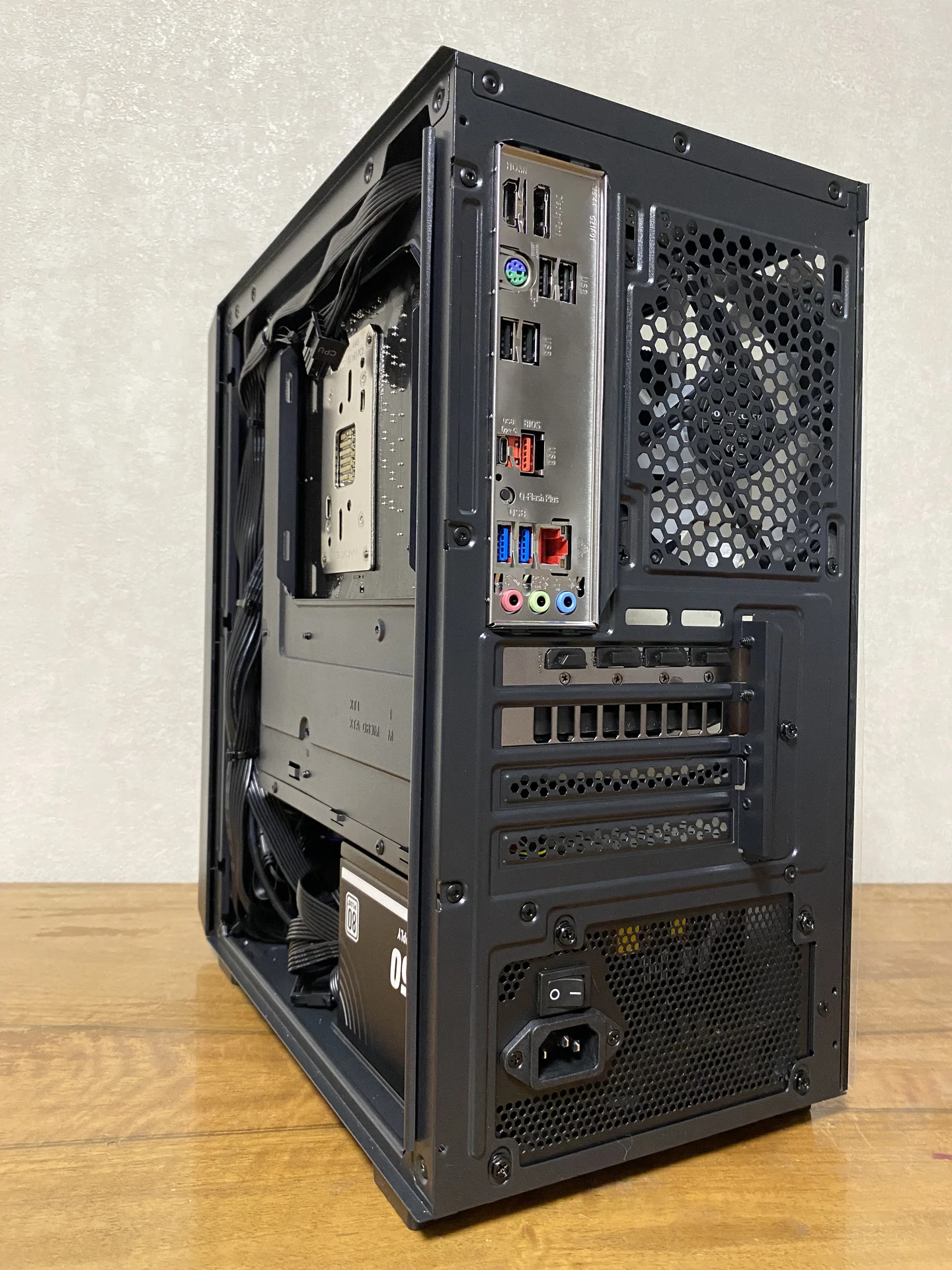 Игровой пк Ryzen 8400F, RTX 5060, 32GB, 1TB SSD - миниатюра 8