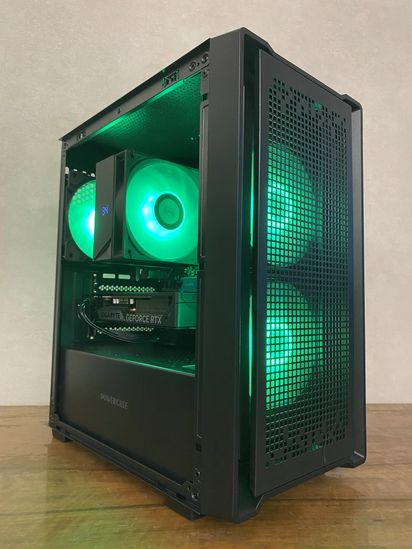 Игровой пк RTX 5060, Ryzen 5 5600XT, 16GB, 1TB SSD