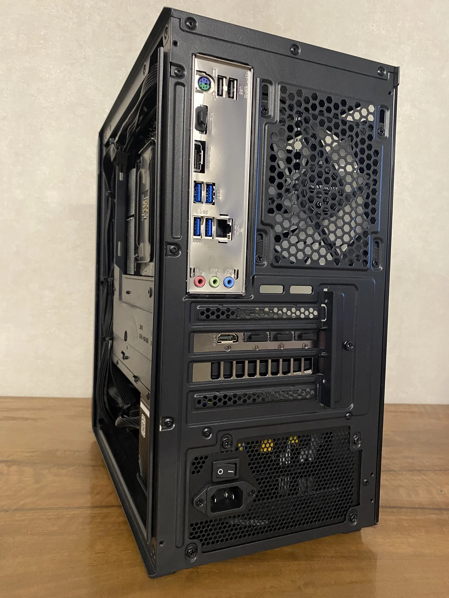 Игровой пк RTX 5060, Ryzen 5 5600XT, 16GB, 1TB SSD - миниатюра 8