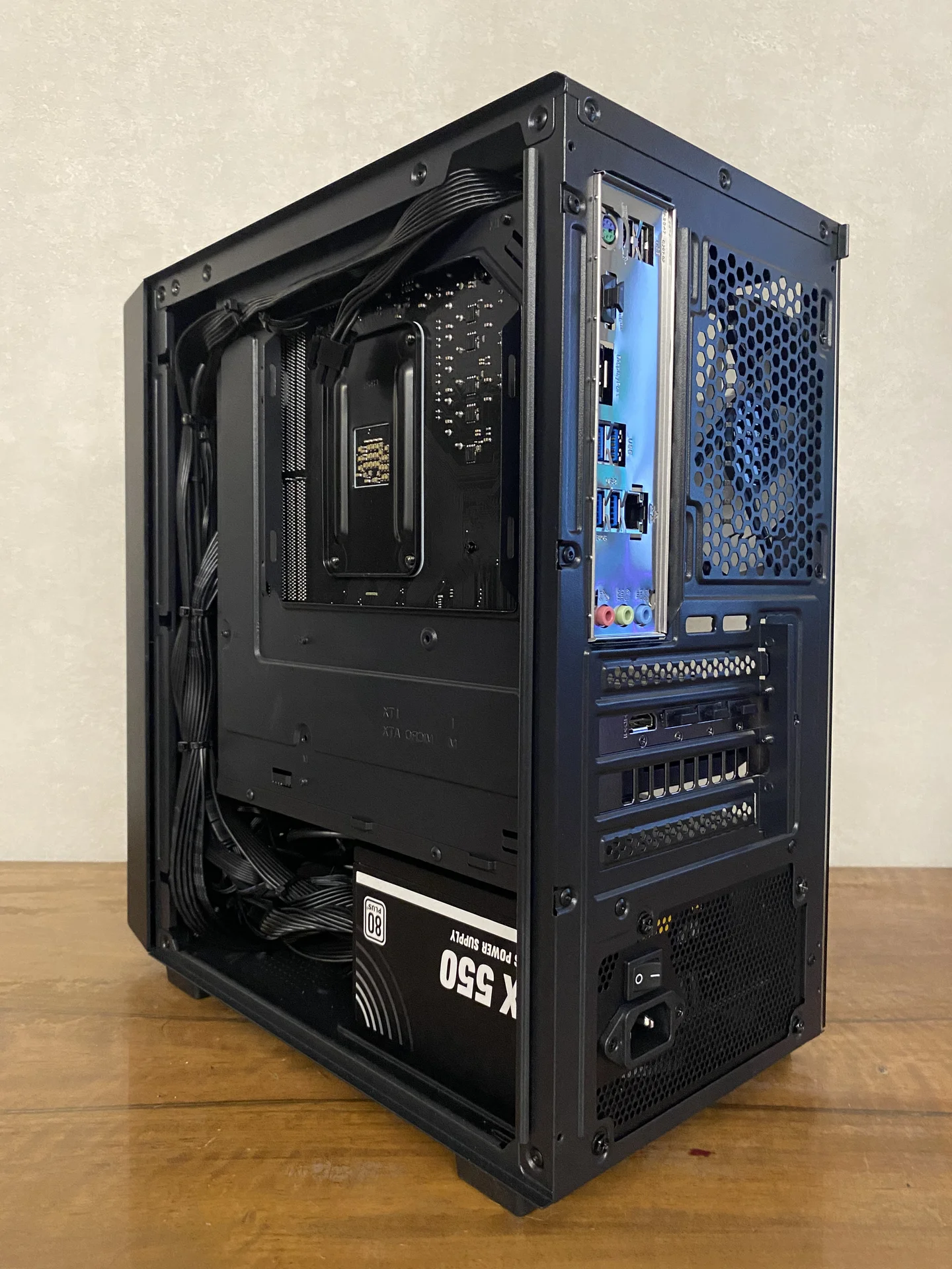 Игровой пк RTX 5060, Ryzen 5 5600XT, 16GB, 1TB SSD - миниатюра 9