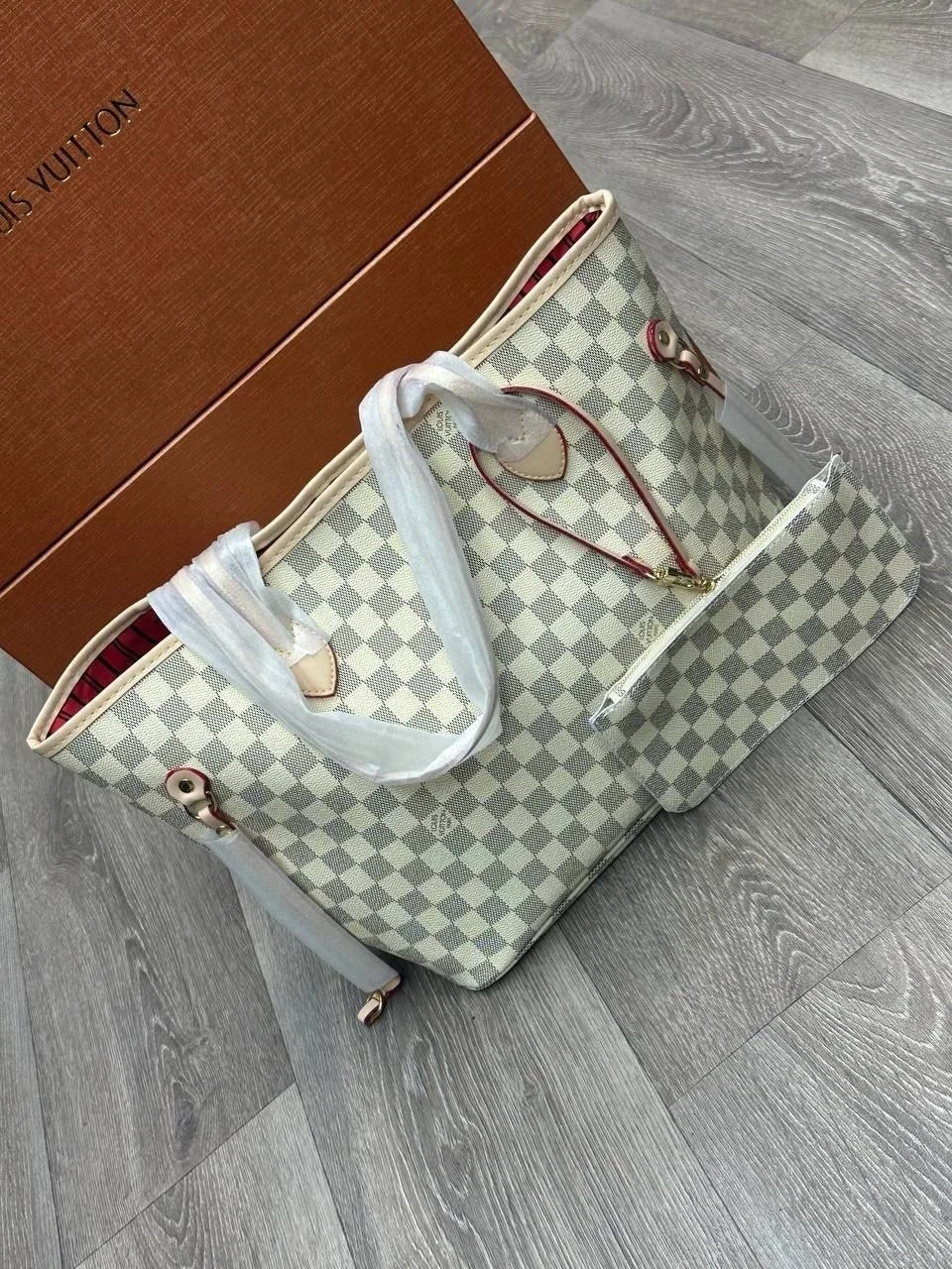 Сумка Louis Vuitton - миниатюра 8