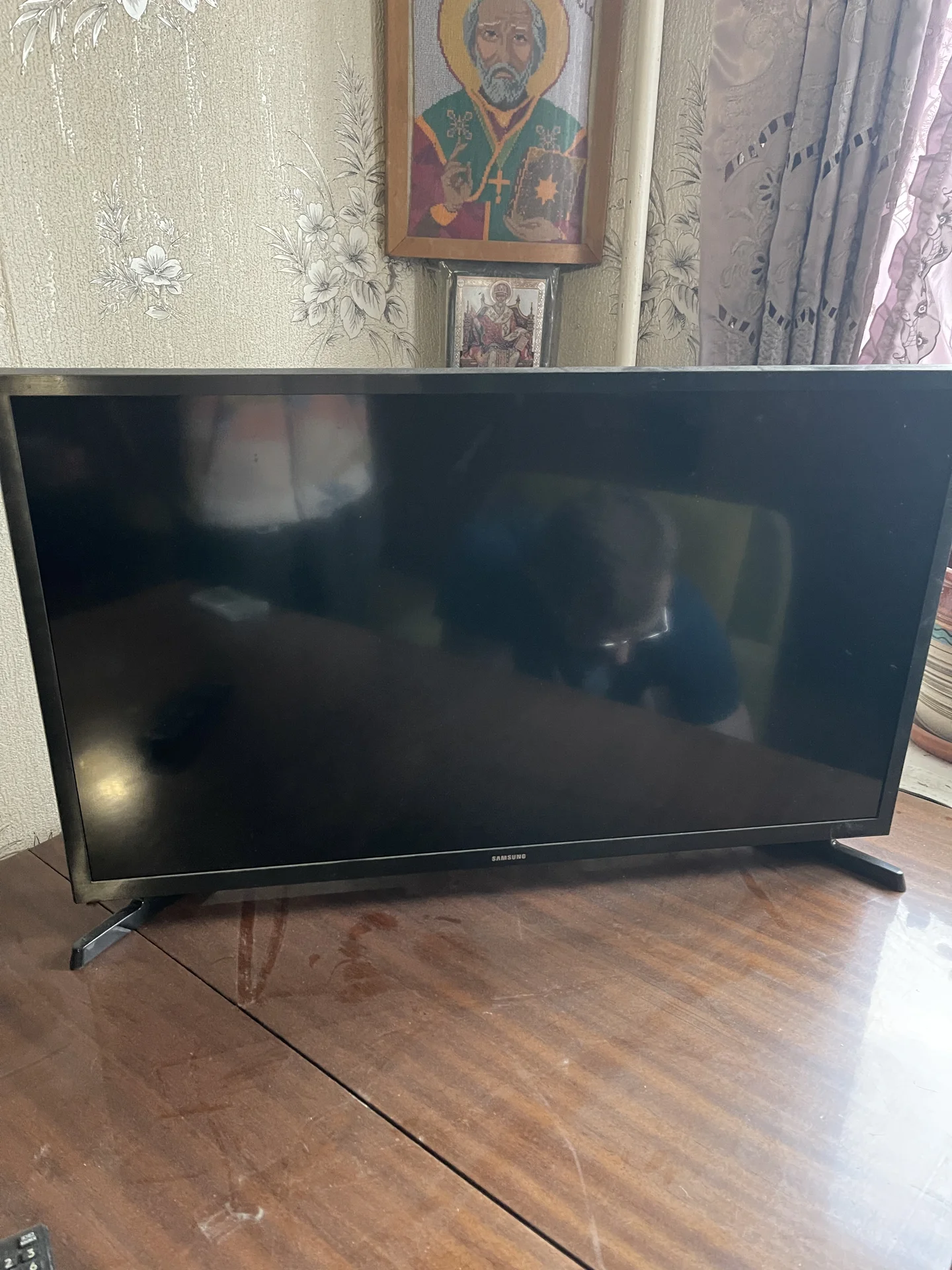 телевизор Samsung UE32N4000AU - миниатюра 3