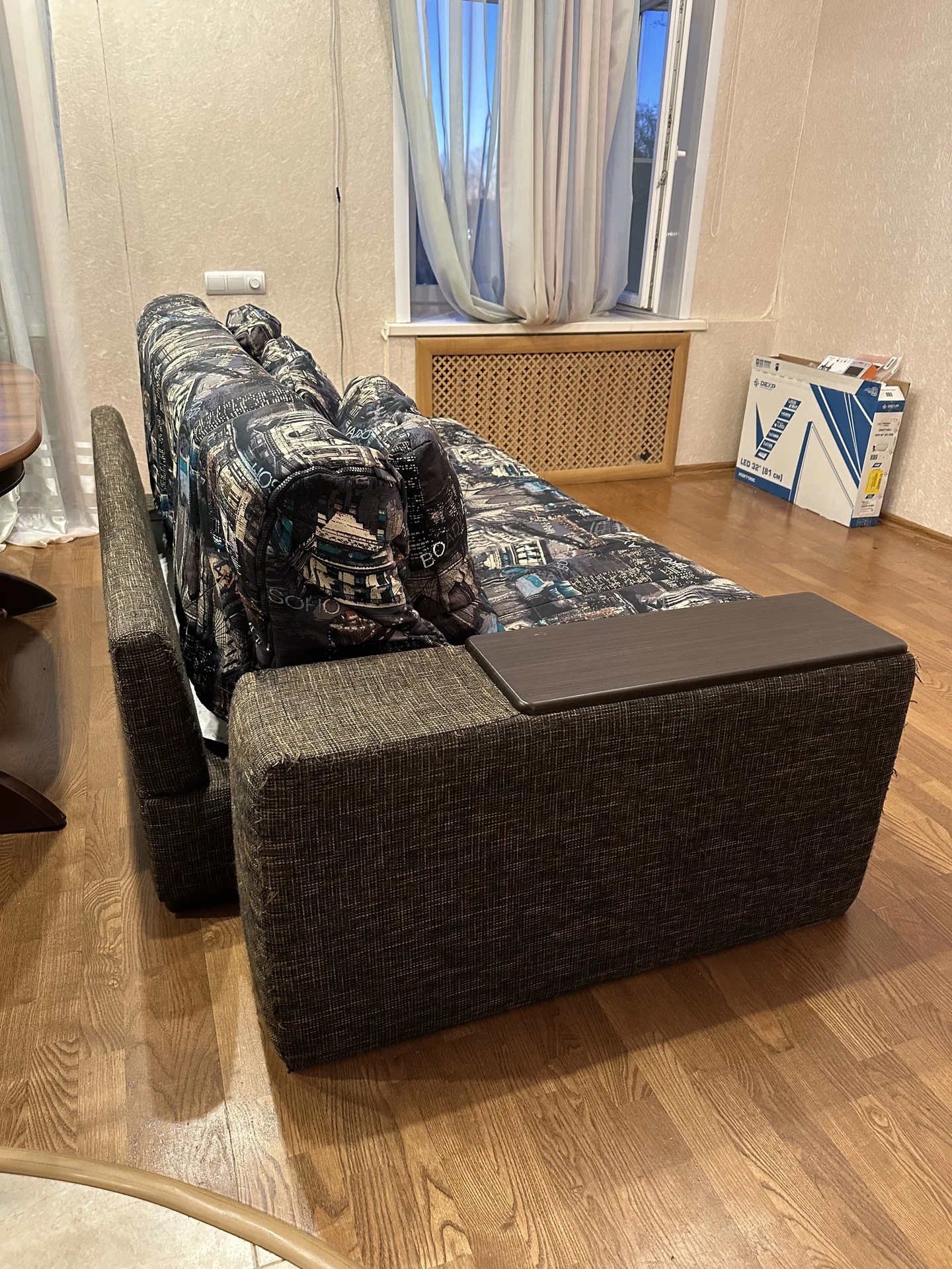 Диван-кровать б/у - миниатюра 3