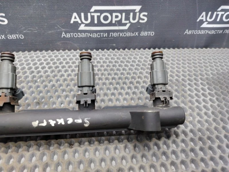 Топливная рампа Kia Spectra 1.6 2004-2011 - миниатюра 7