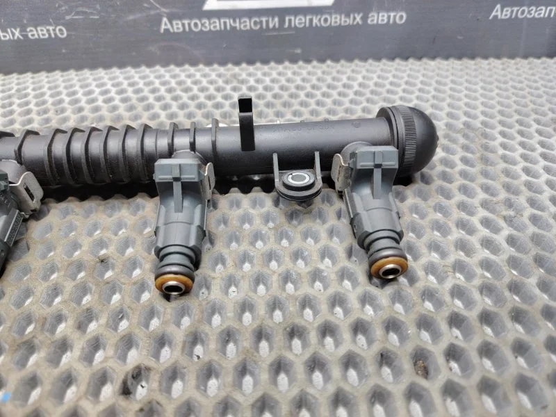 Топливная рампа Opel Corsa C 1.2 2000-2006 - миниатюра 2