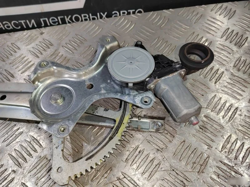 Стеклоподъемник передний правый Toyota Camry XV40 - миниатюра 2