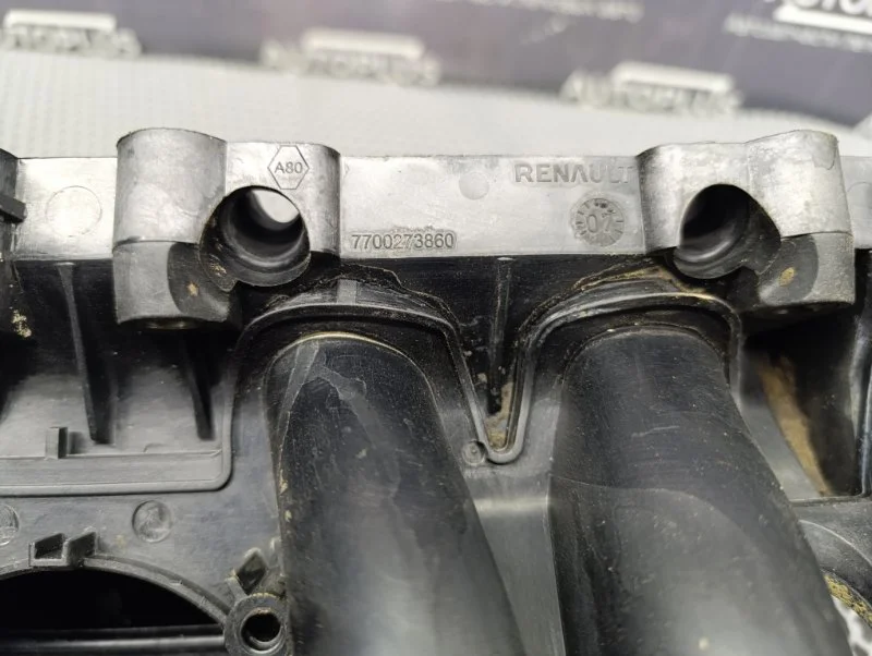 Впускной коллектор Renault Logan 1.4 2005-2016 - миниатюра 8