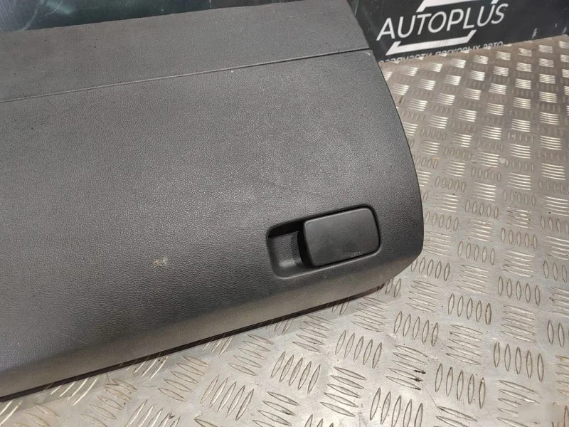 Бардачок Volkswagen Polo 5 1.6 2009-2015 - миниатюра 3