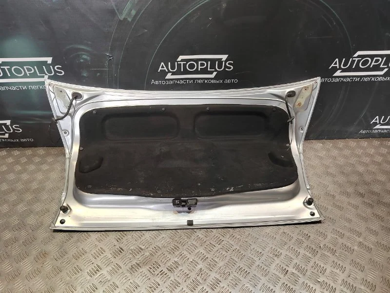 Крышка багажника Seat Cordoba 1 1.4 APE 2001 - миниатюра 6