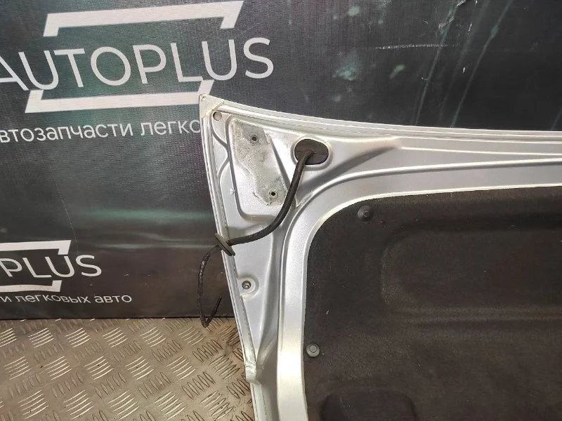 Крышка багажника Seat Cordoba 1 1.4 APE 2001 - миниатюра 7