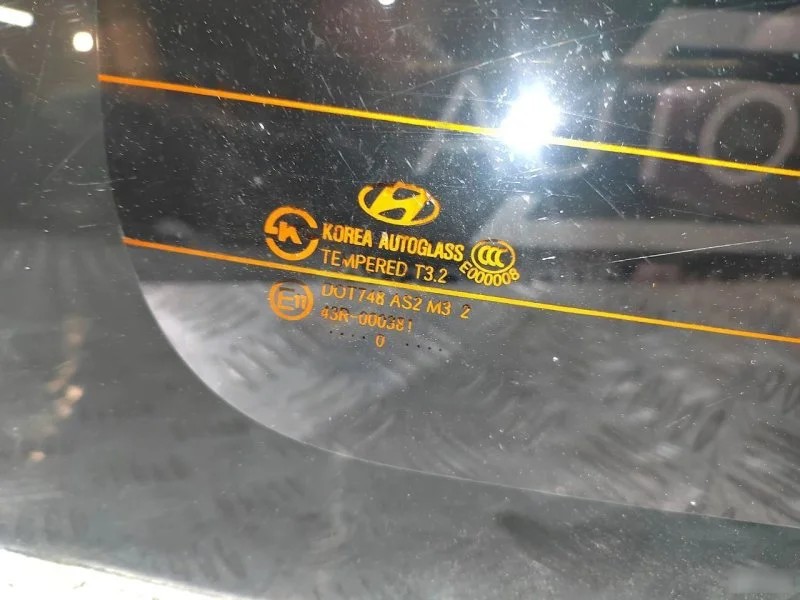 Стекло заднее заднее Hyundai Elantra HD 1.6 - миниатюра 6