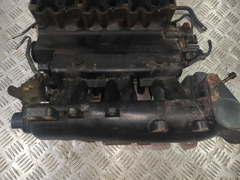 Впускной коллектор Nissan Maxima A33 2.0 1999-2006 - миниатюра 6