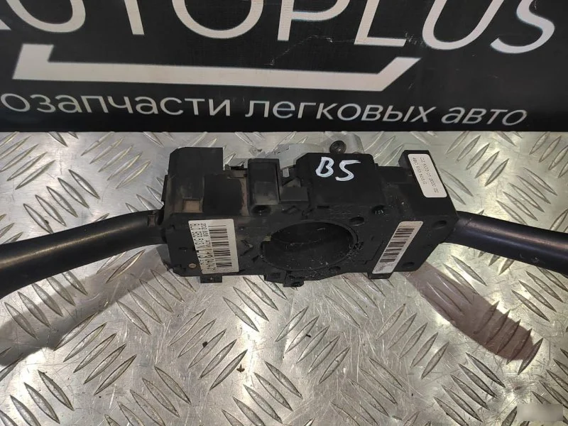 Блок подрулевых переключателей Volkswagen Passat - миниатюра 2
