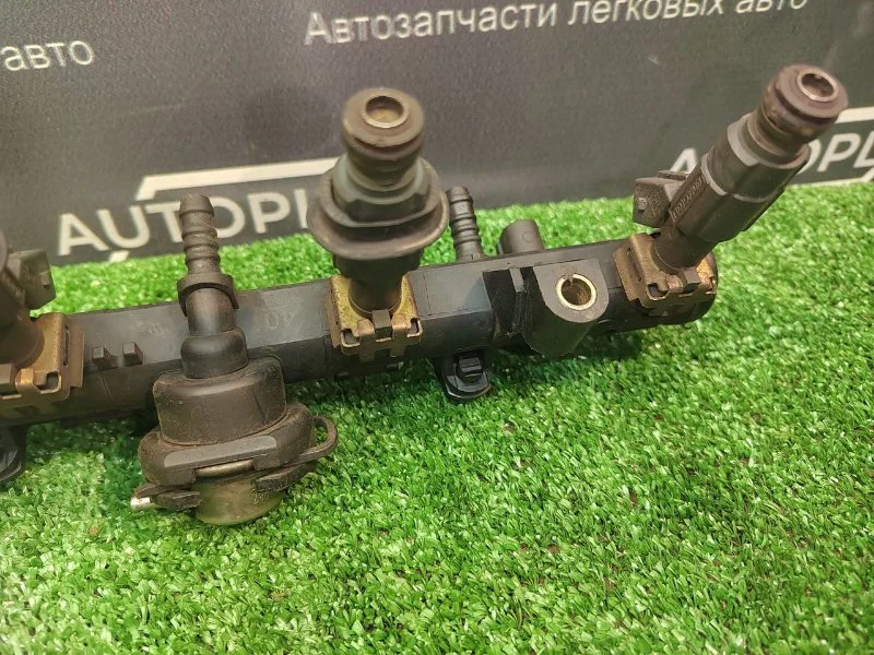 Топливная рампа Seat Cordoba 1 1.4 APE 2001 - миниатюра 6