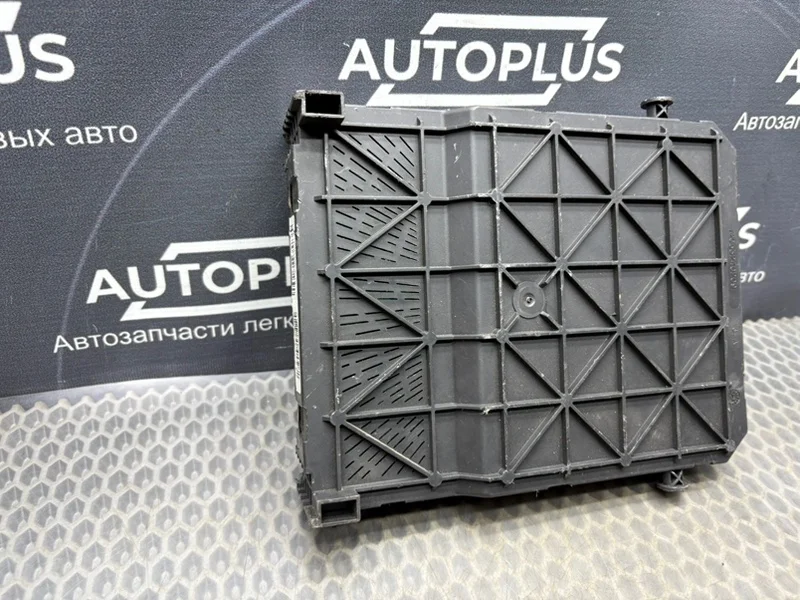 Блок предохранителей Peugeot 206 1.4 1998-2010 - миниатюра 5
