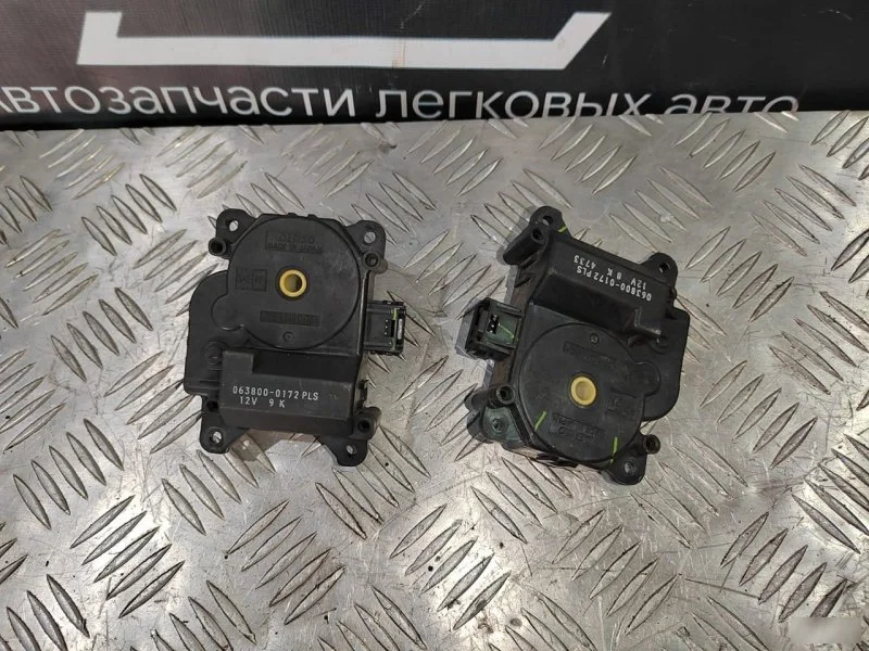 Сервопривод заслонки печки Toyota Camry XV40 2.4 - миниатюра 2