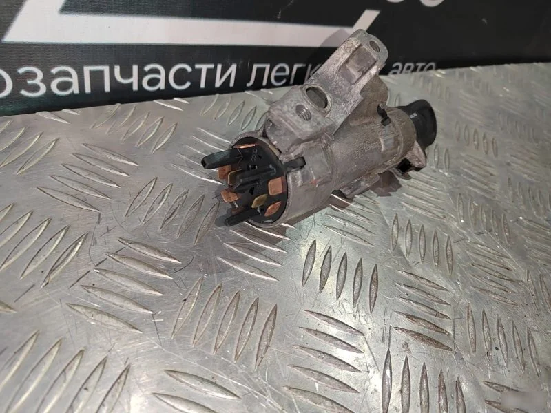 Замок зажигания Volkswagen Passat B5 1.8 1997-2005 - миниатюра 3