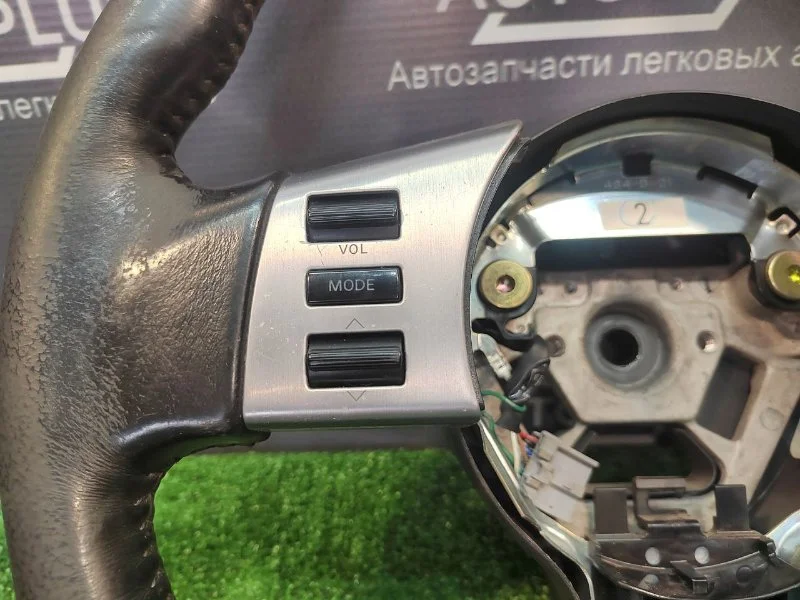 Руль Infiniti FX35 VQ35DE 2003 - миниатюра 2