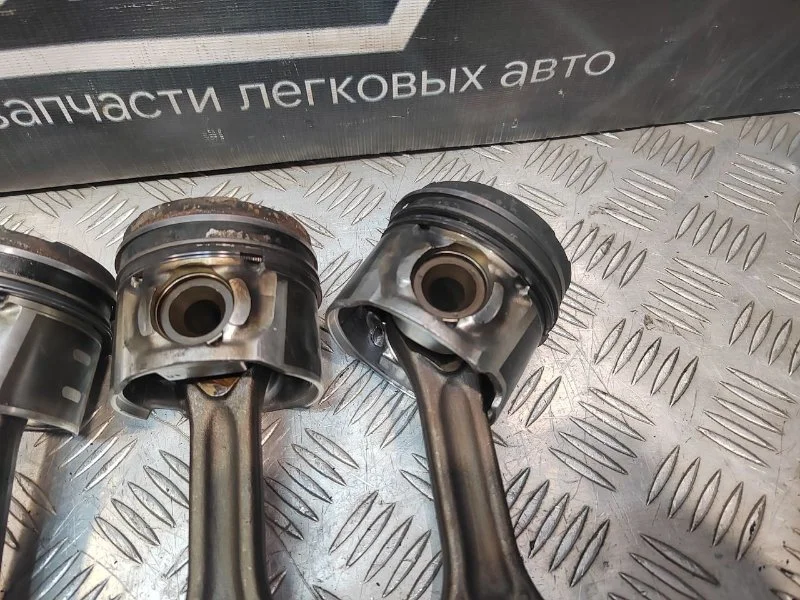 Поршень с шатуном Citroen C3 1.6 9HD - миниатюра 3