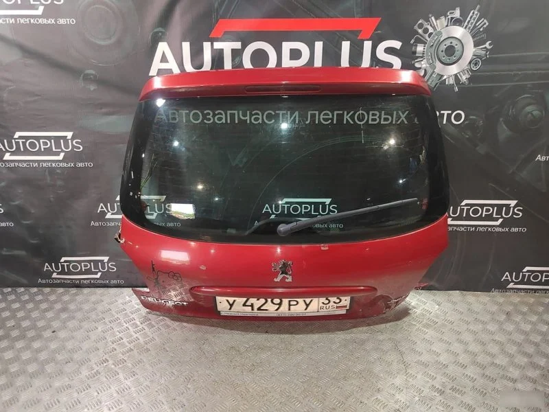 Стекло двери багажника Peugeot 206 1.4 1998-2010 - изображение 1