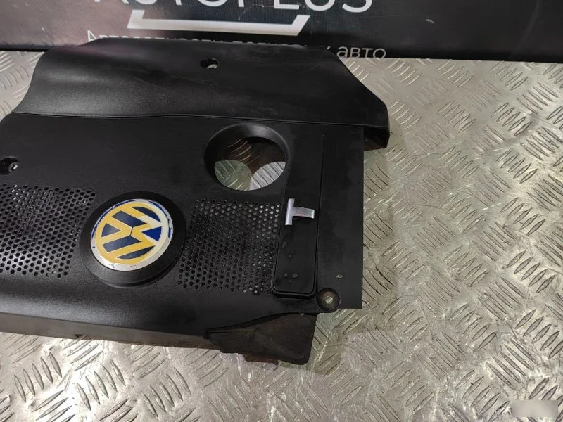 Накладка двигателя Volkswagen Passat B5 AWM - миниатюра 4