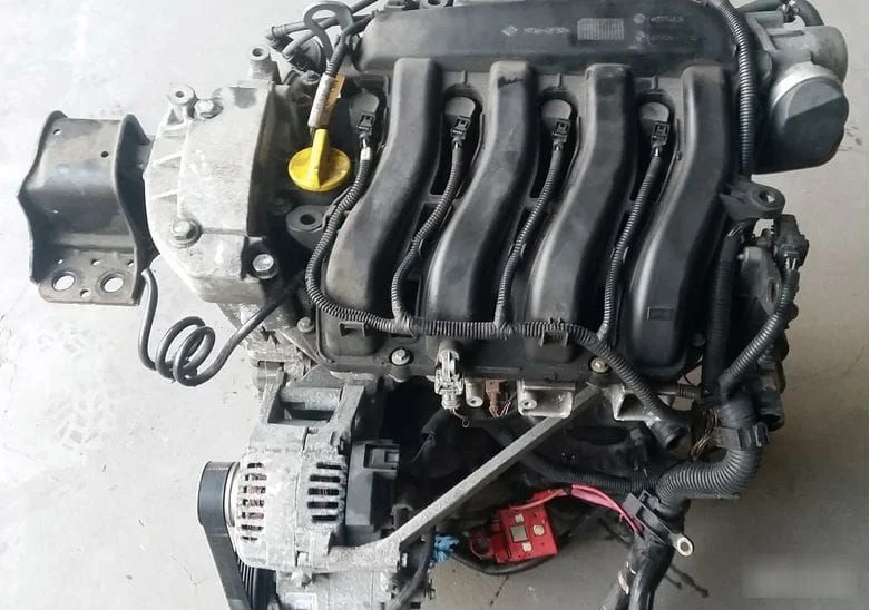 Двигатель Renault Megane 2 K4MD812 - изображение 1